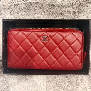 Chanel Wallet With Box